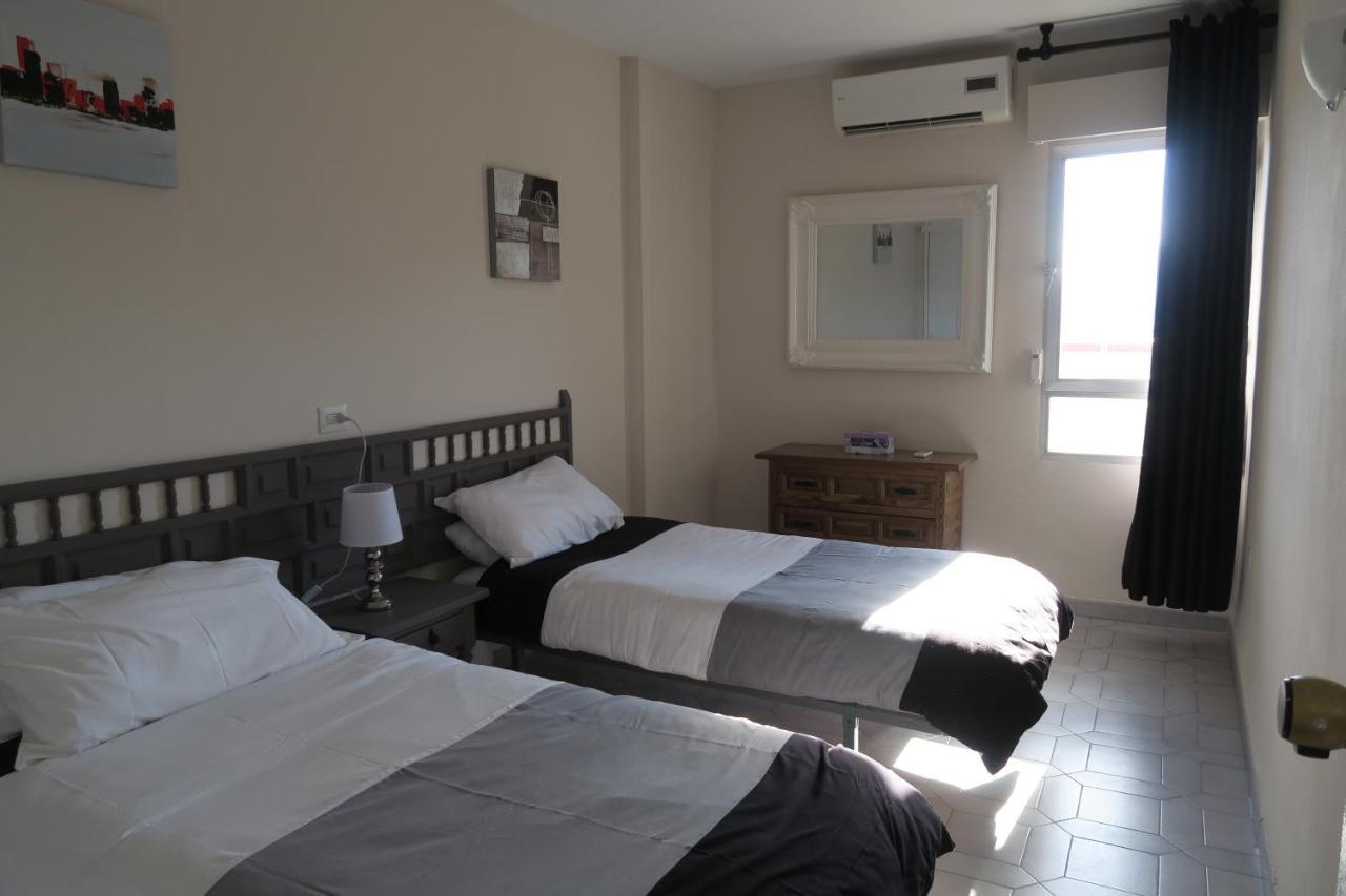 Apartamento 1 Dormitorio Con Vistas Edificio Jupiter 베날마데나코스타 외부 사진